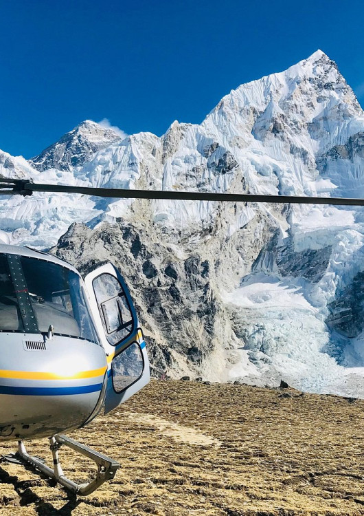 Helicóptero al Everest BC
